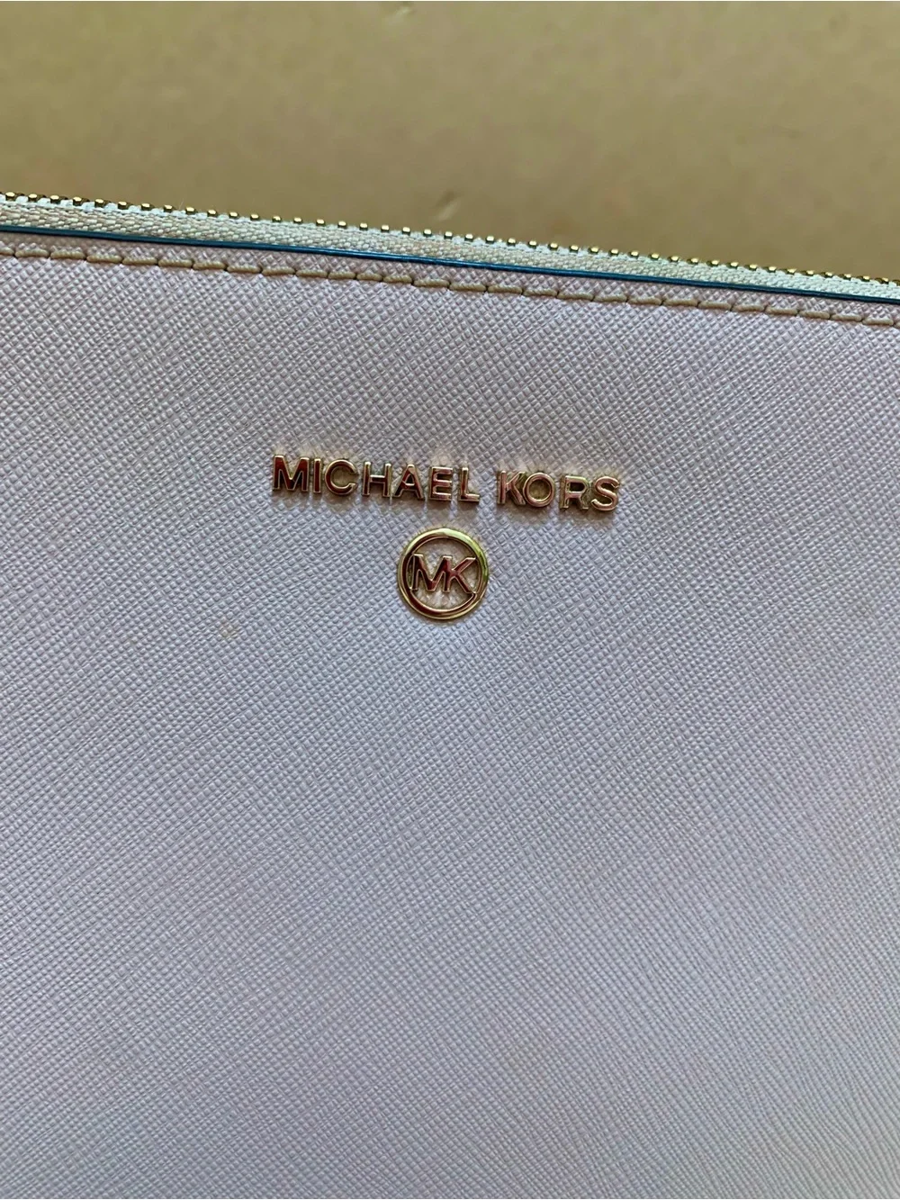 Michael Kors Soft Pink Saffiano Leather Charm Dome Chain Crossbody - Picture 2 of 16